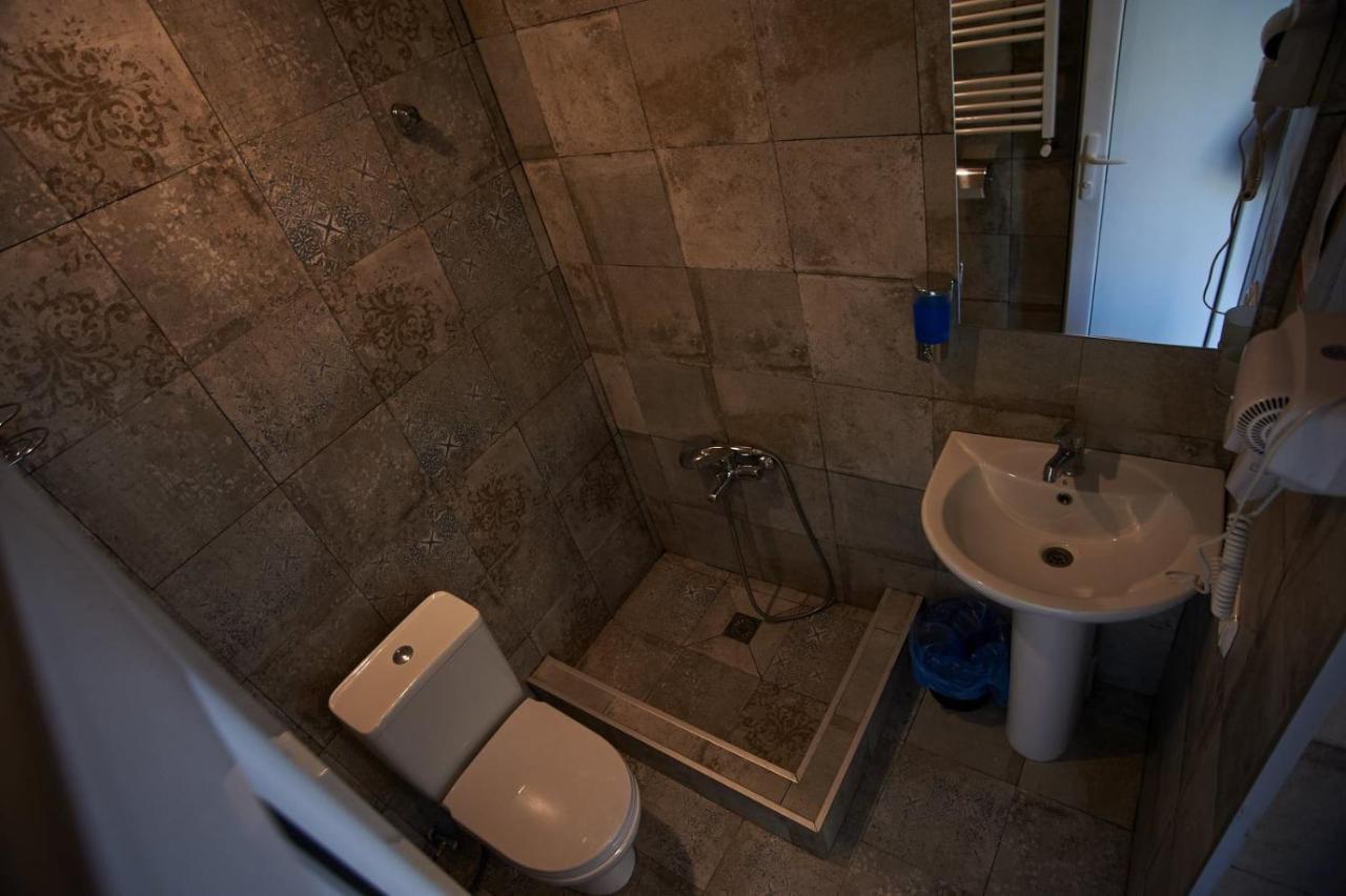 Hotel Tornisa Kazbegi Kültér fotó
